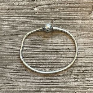 Pandora | Moments Snake Chain Bracelet | Size: 7 Inch